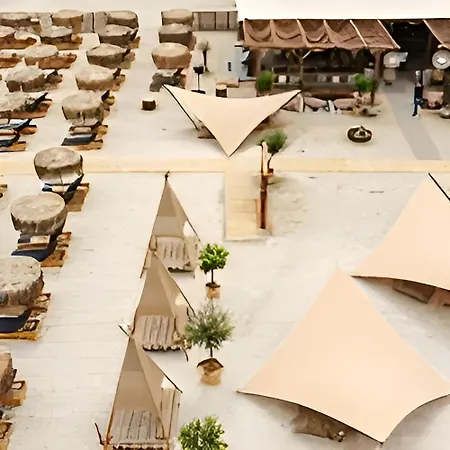 Waves 60 Infinity شقة *